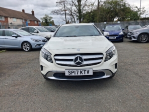Mercedes GLA