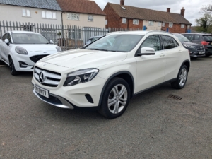 Mercedes GLA